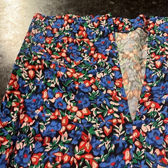 Diane Von Furstenberg Pencil Floral Skirt - Picture 7 of 7